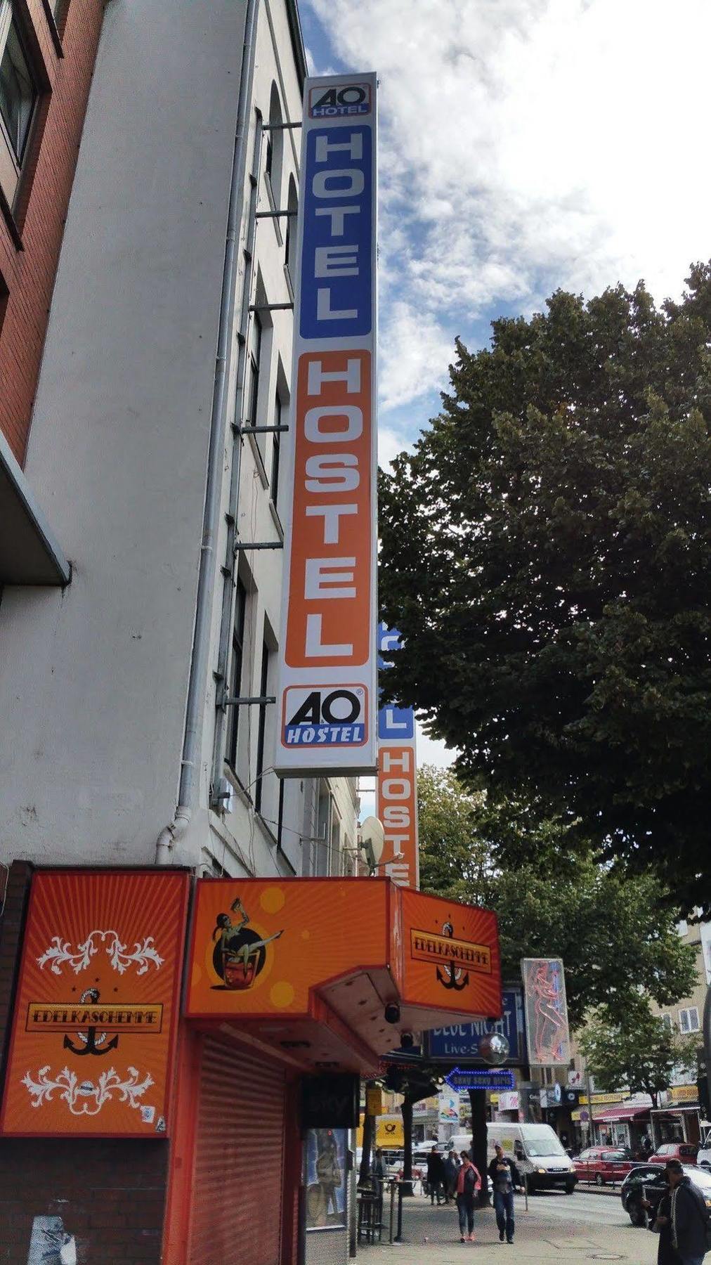 A&O Hamburg Reeperbahn Hotel Exterior photo